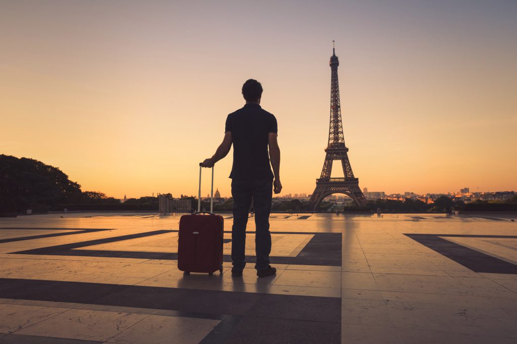 6 Reasons to Hire a Professional When Moving to France
